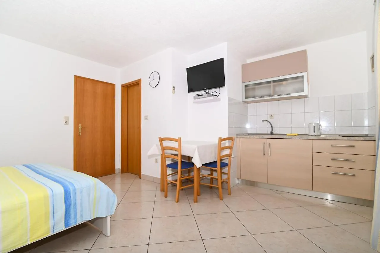 Apartmani Adria Trogir
